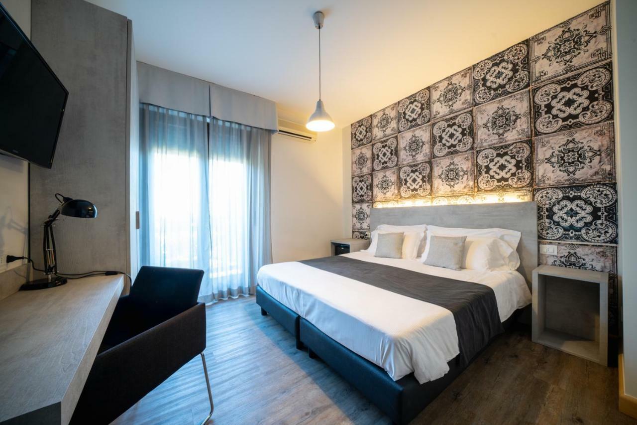 B City Hotel Bardolino Exterior foto